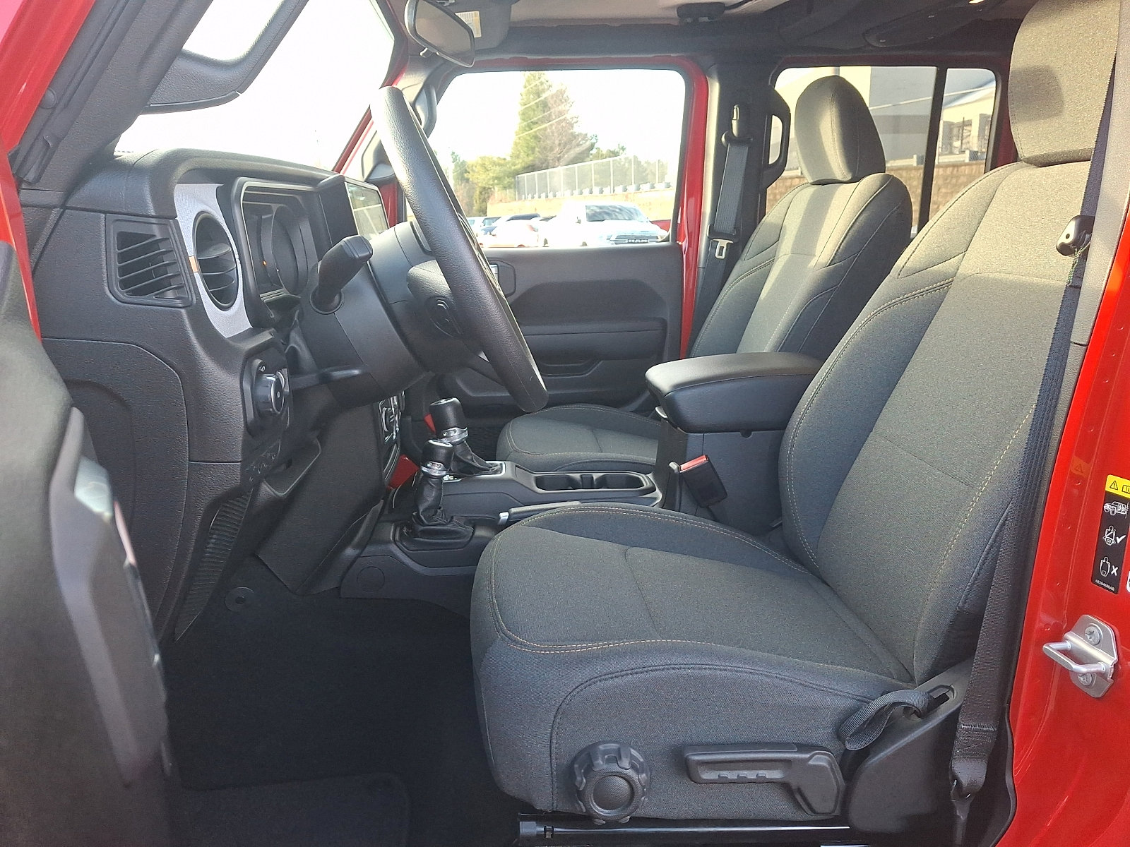 Used 2025 Jeep Wrangler Unlimited Sport image 12