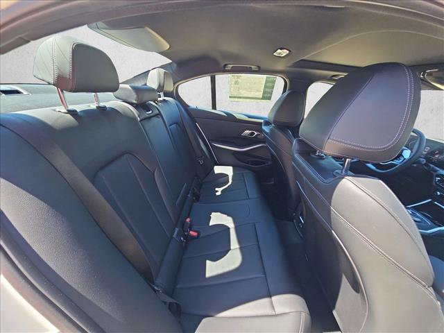 Used 2026 BMW 330i Sedan w/ Premium Package image 19