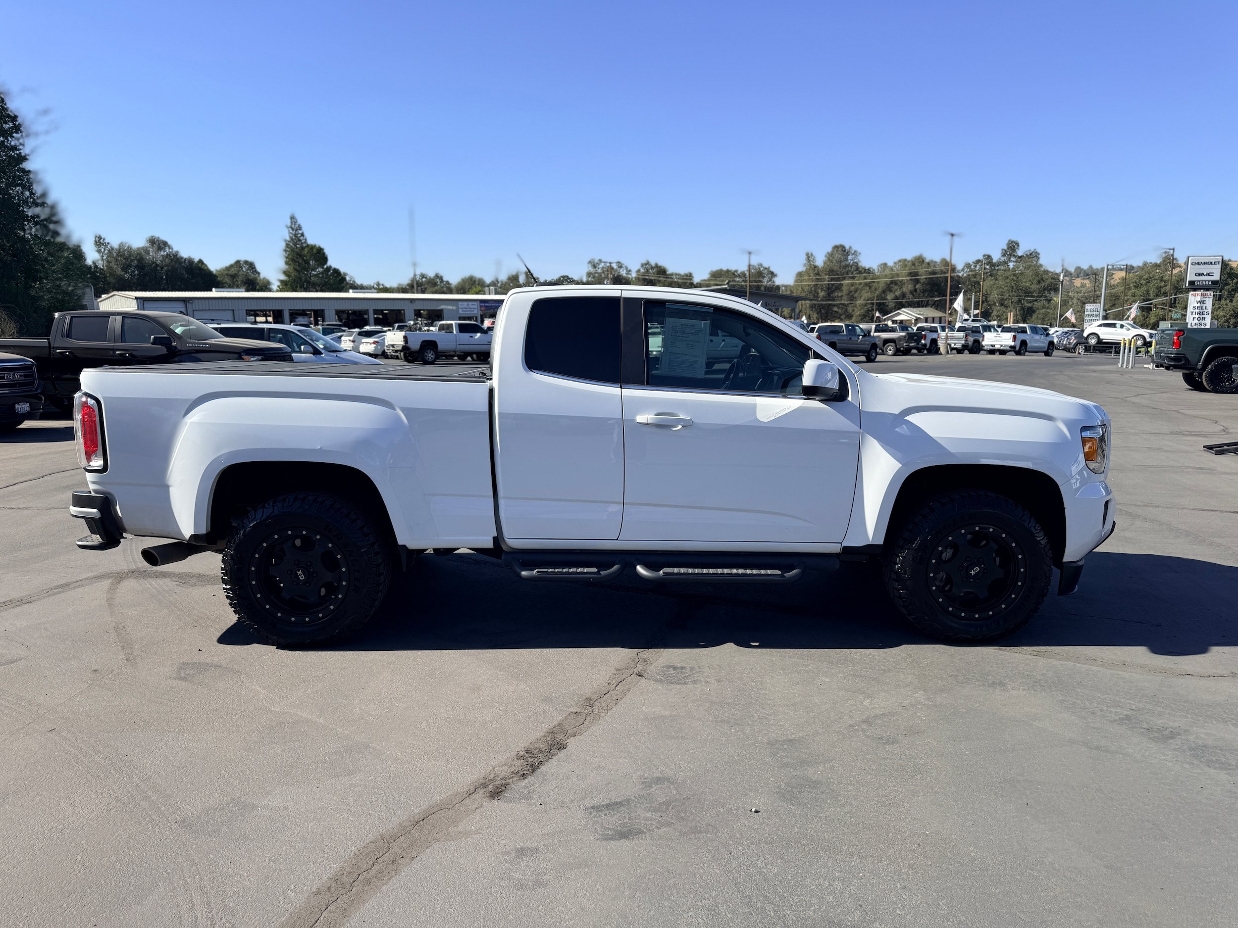 Used 2018 GMC Canyon All Terrain w/ All Terrain X Package AWD/4WD image 5