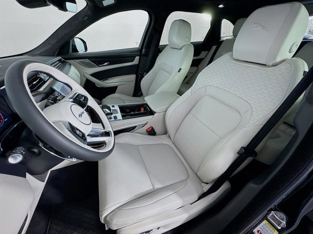 New 2026 Jaguar F-PACE R-Dynamic S image 11