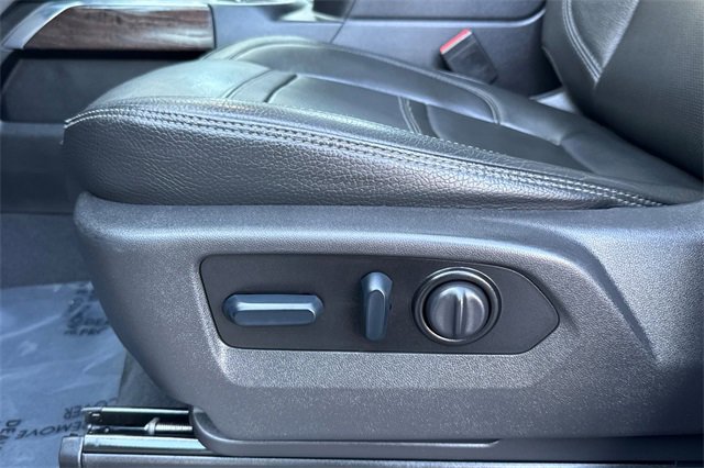 Used 2022 GMC Sierra 3500 Denali image 13