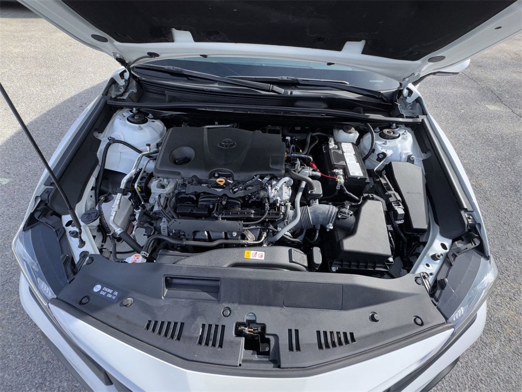 Used 2023 Toyota Camry SE image 17