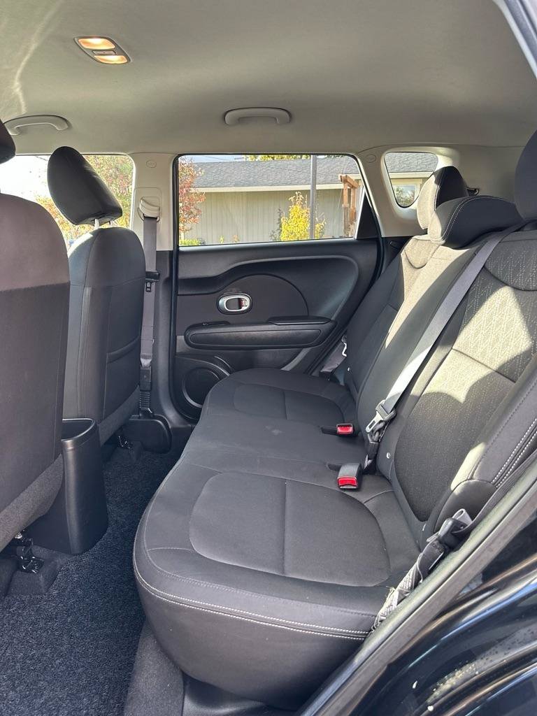 Used 2014 Kia Soul FWD image 18
