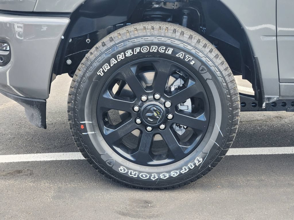 New 2026 RAM 2500 Big Horn AWD/4WD image 9
