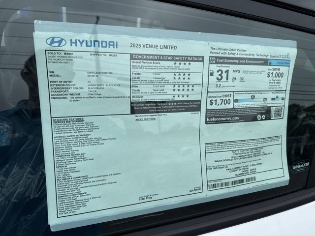 Used 2025 Hyundai Venue Limited image 54
