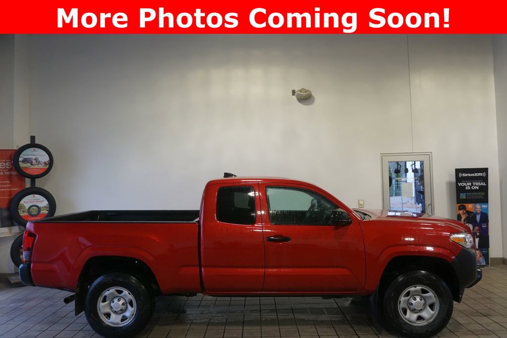 Used 2019 Toyota Tacoma SR AWD/4WD image 2