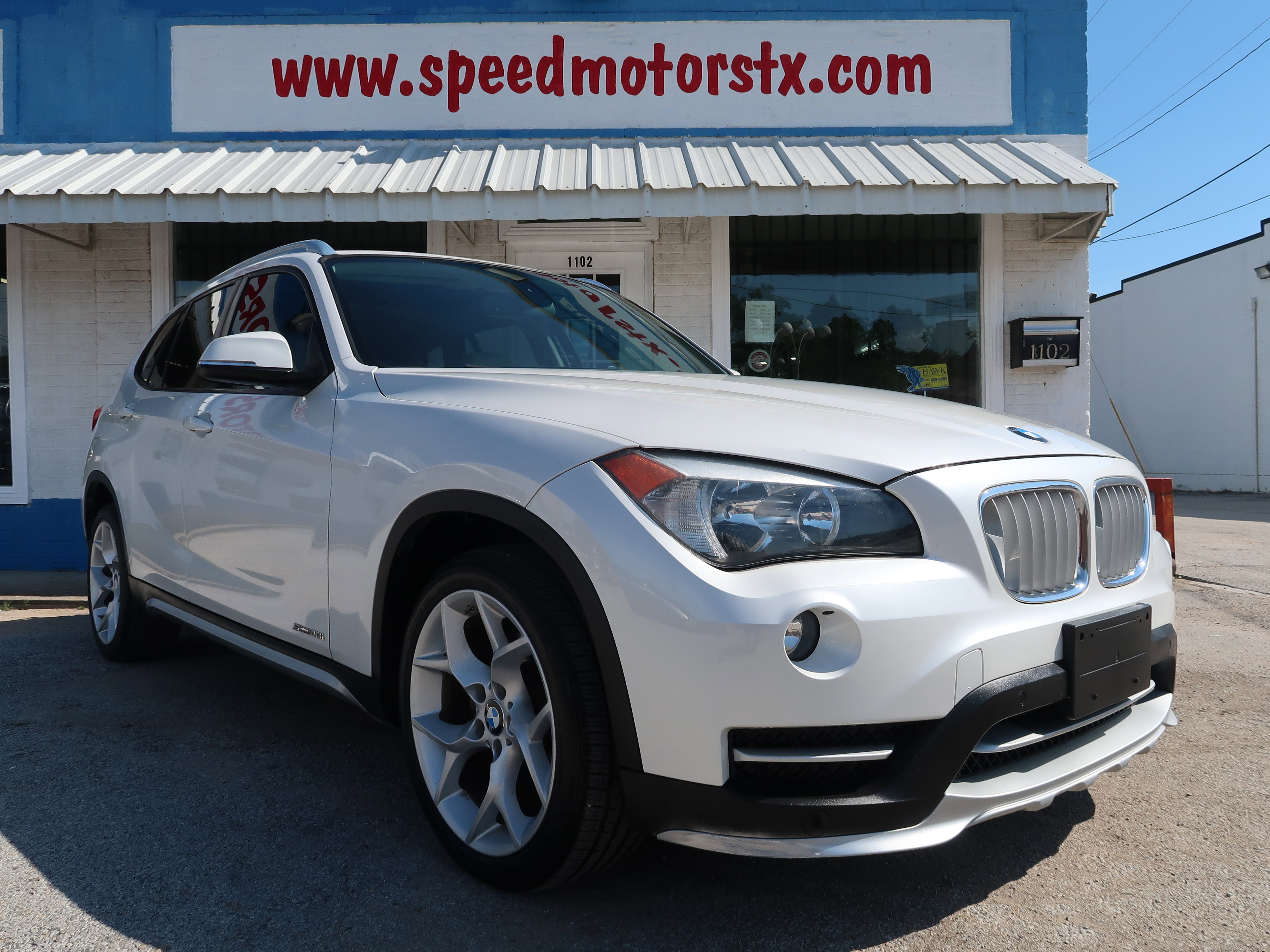 Used 2015 BMW X1 sDrive28i RWD image 6