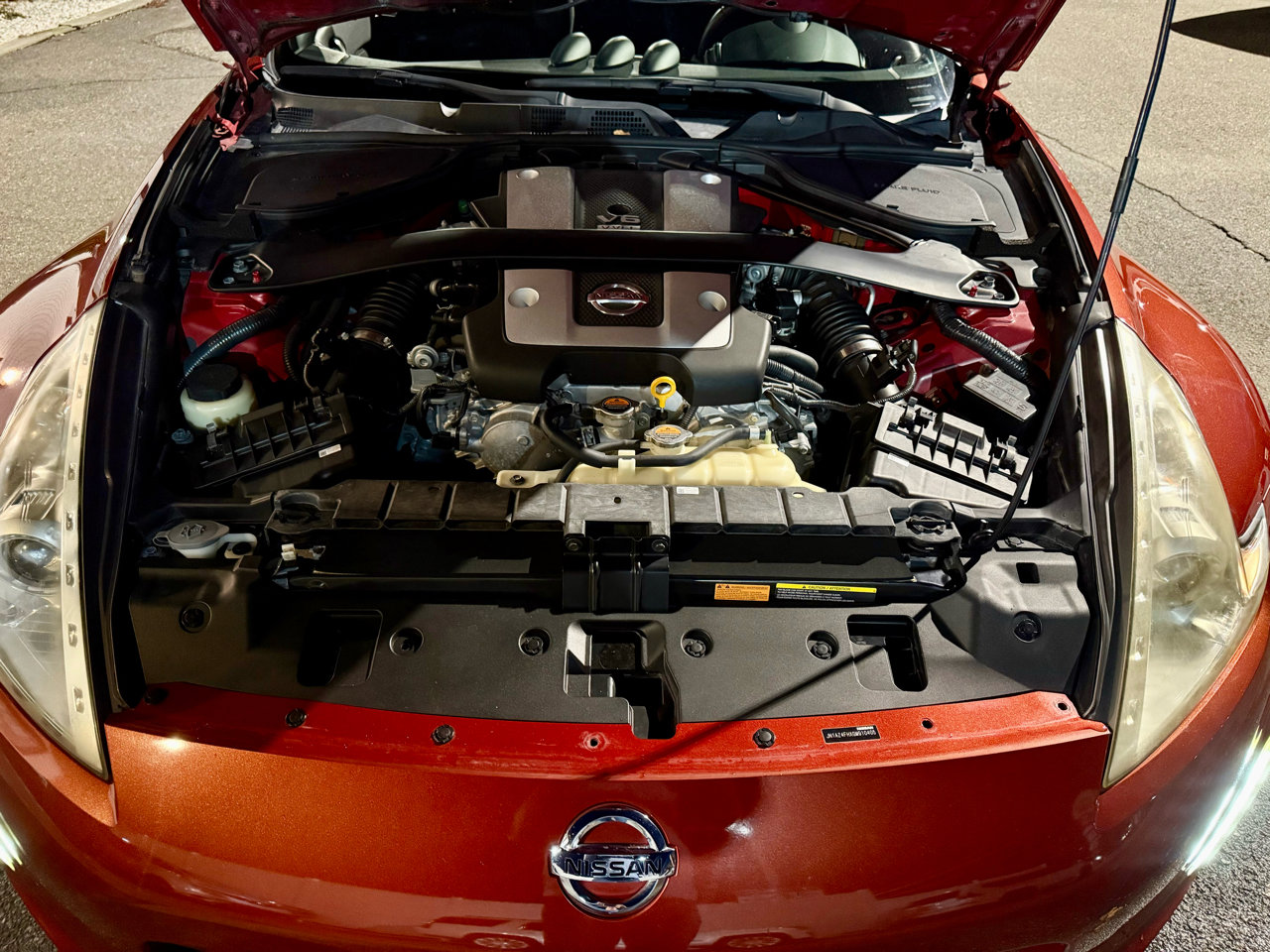 Used 2016 Nissan 370Z Roadster image 27