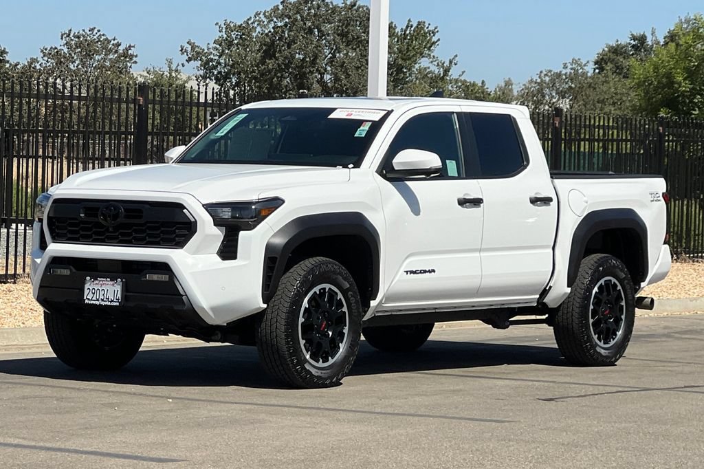 Certified 2026 Toyota Tacoma TRD Off-Road w/ TRD Off Road Premium Package AWD/4WD image 10