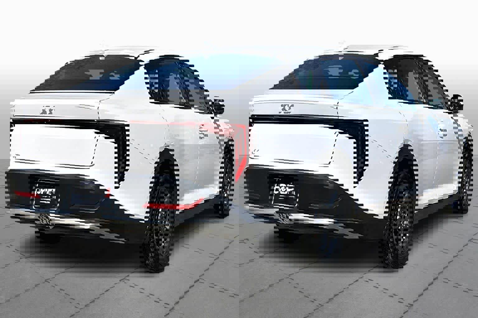 Used 2025 Kia K4 LXS image 12