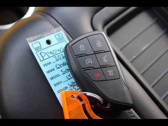 Used 2021 Chevrolet Suburban LT AWD/4WD image 35