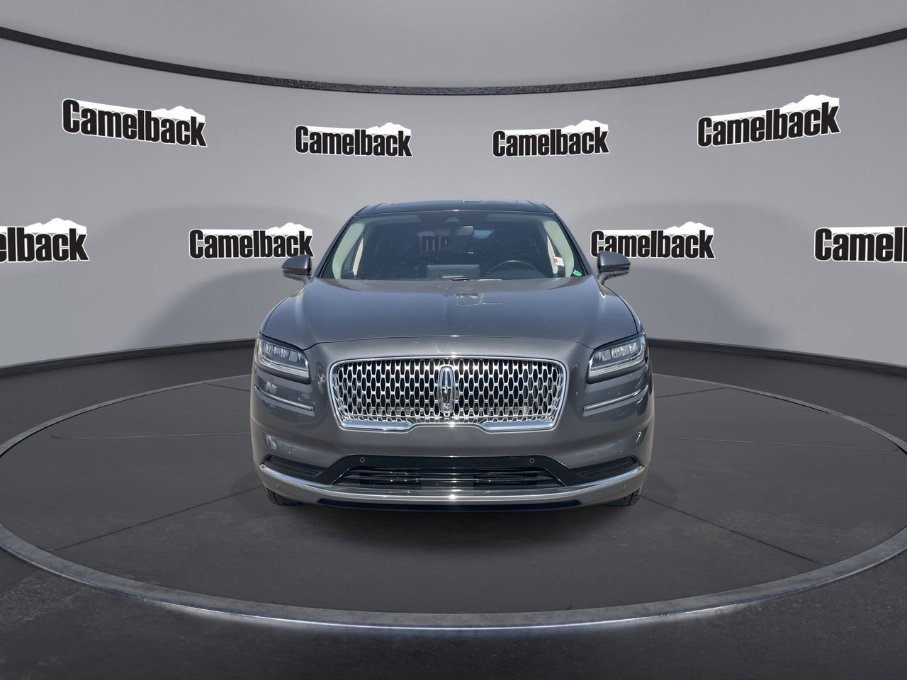 Used 2022 Lincoln Nautilus Reserve w/ Equipment Group 201A image 2