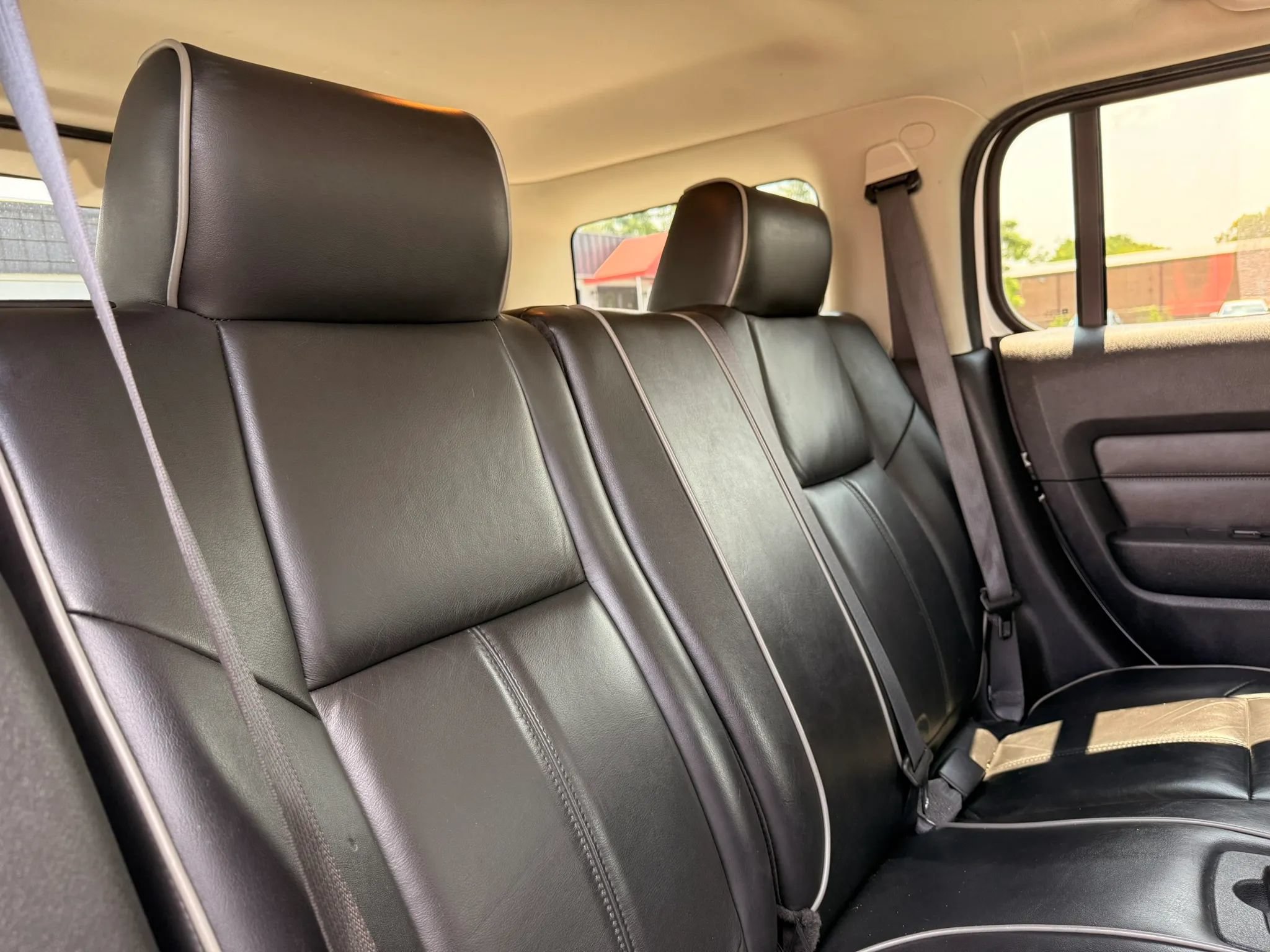 Used 2009 HUMMER H3 Luxury AWD/4WD image 24
