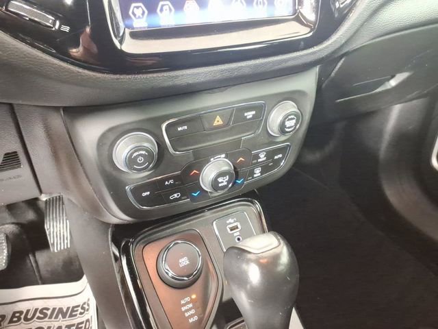 Used 2020 Jeep Compass Limited image 22