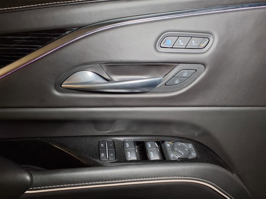 Used 2023 Cadillac Escalade V image 20