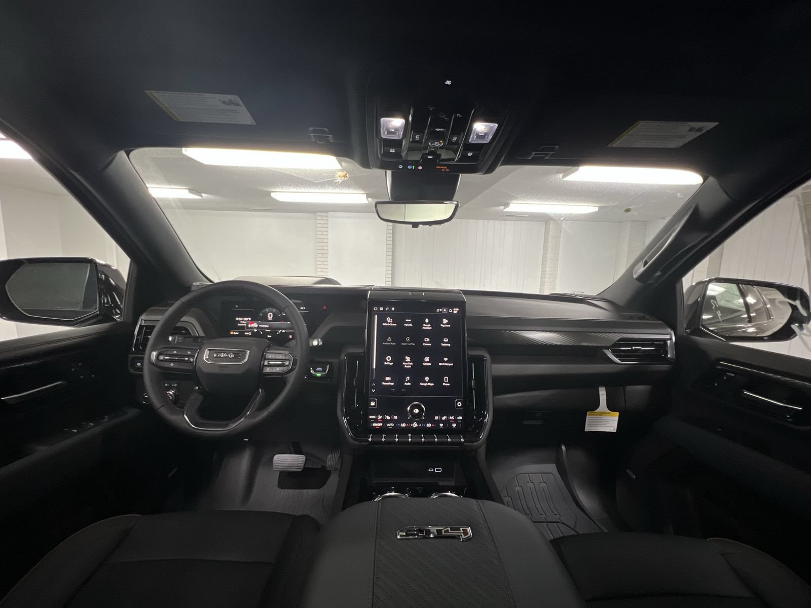 New 2026 GMC Yukon AT4 w/ AT4 Premium Package AWD/4WD image 42
