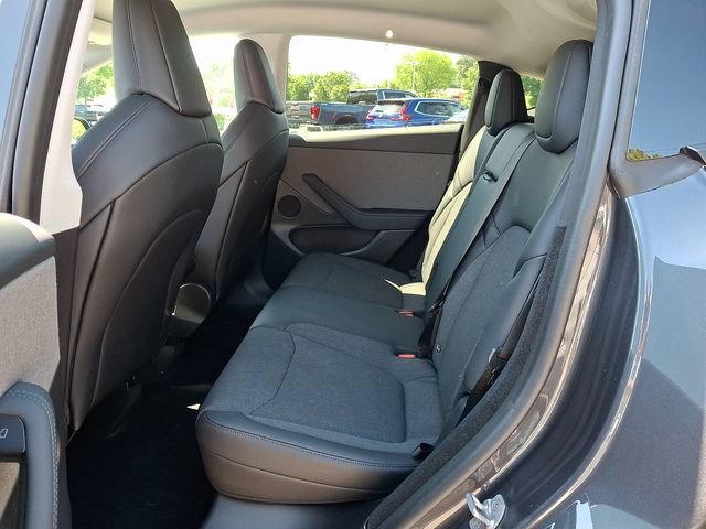 Used 2026 Tesla Model Y 2WD image 12