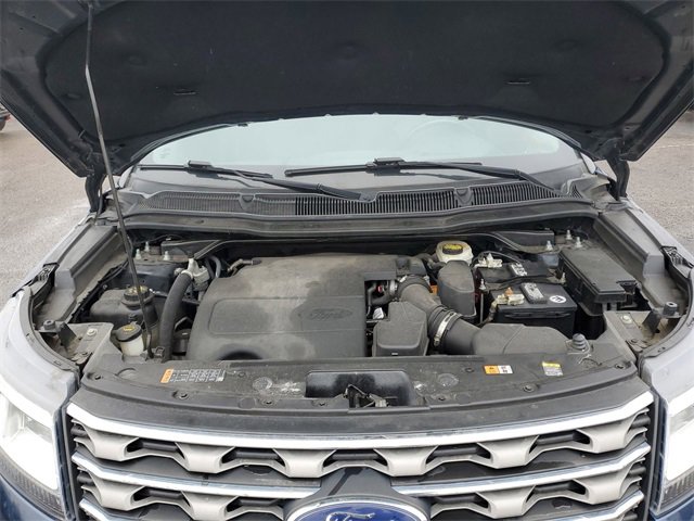 Used 2017 Ford Explorer XLT w/ Equipment Group 202A image 29