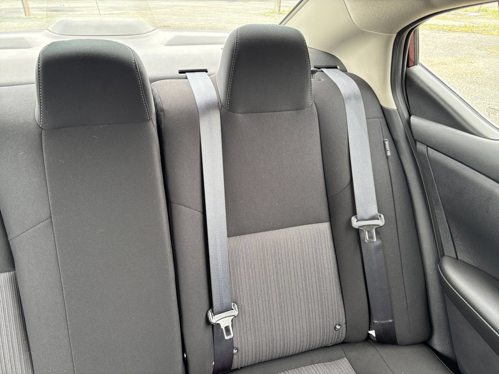 Used 2025 Nissan Sentra SV FWD image 32