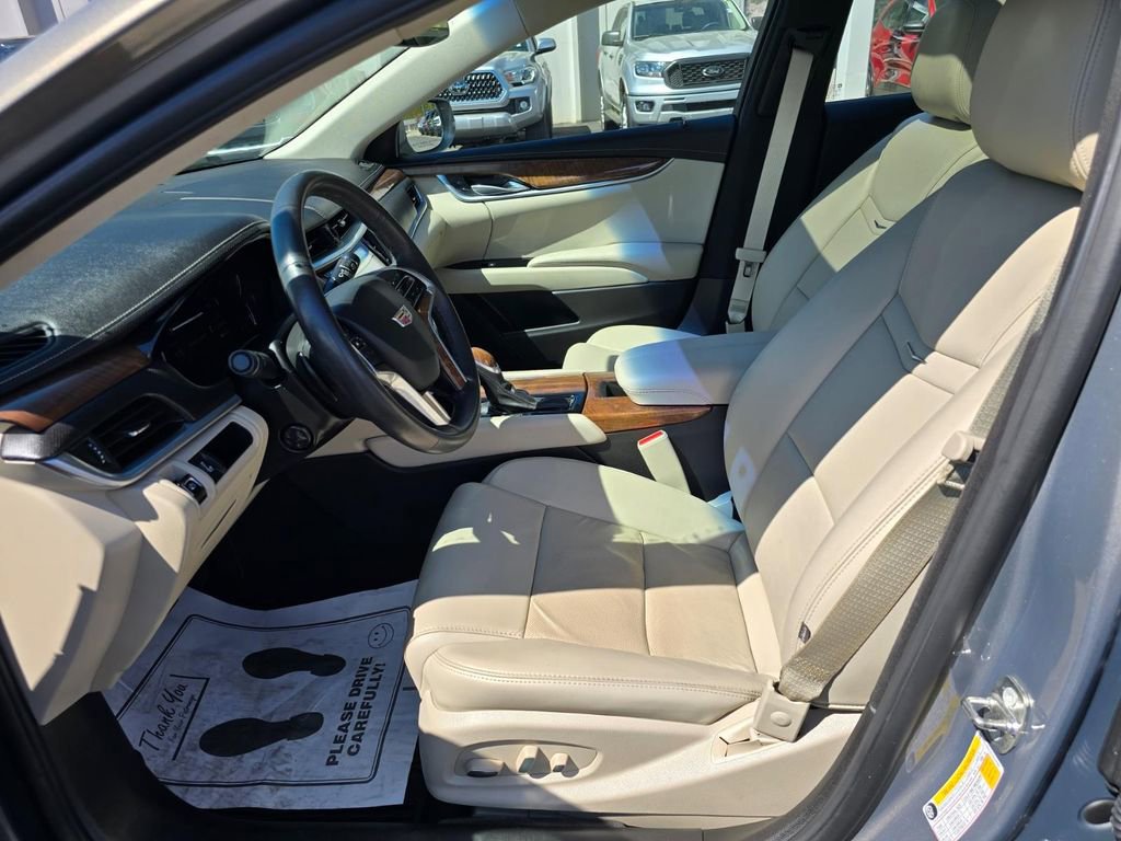 Used 2018 Cadillac XTS Luxury w/ Driver Awareness Package image 9