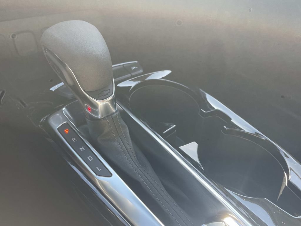 New 2026 Chevrolet Trax LT w/ Sunroof Package FWD image 20