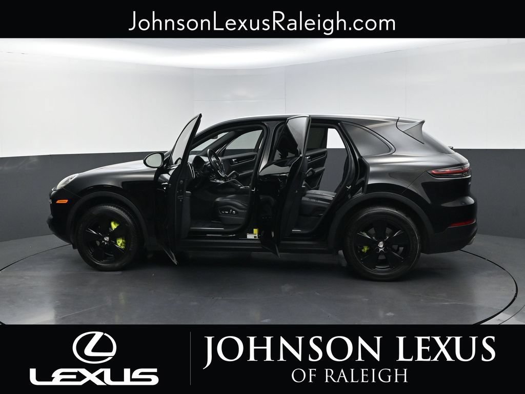 Used 2020 Porsche Cayenne AWD/4WD image 37