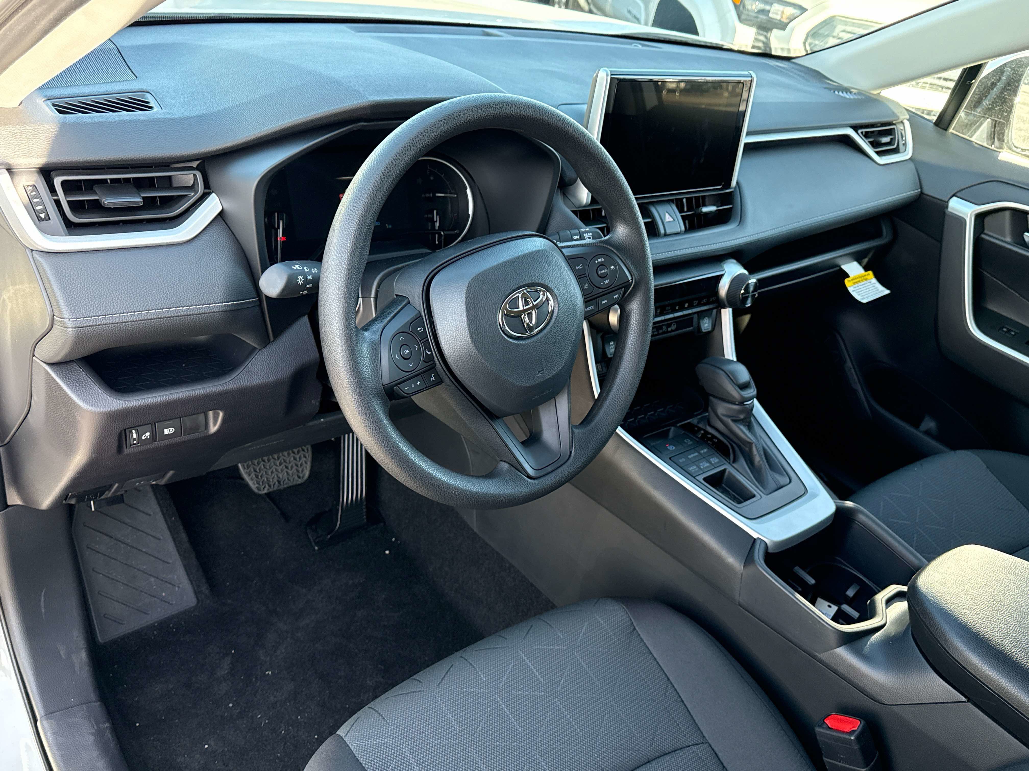 New 2025 Toyota RAV4 XLE image 7