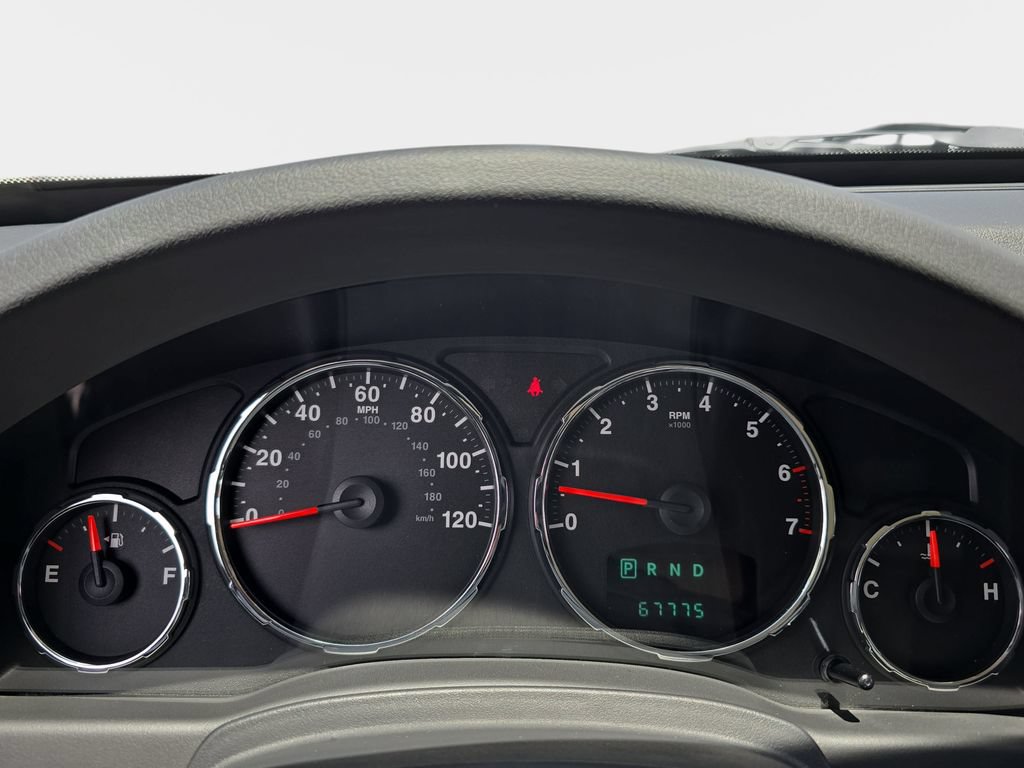 Used 2010 Jeep Liberty Sport RWD image 21