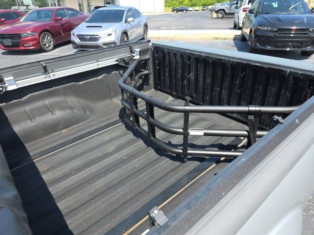 Used 2015 Nissan Frontier SL w/ Moonroof Package AWD/4WD image 54