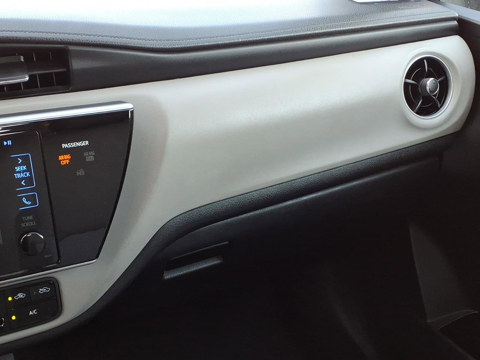 Used 2017 Toyota Corolla SE 50th Anniversary image 25