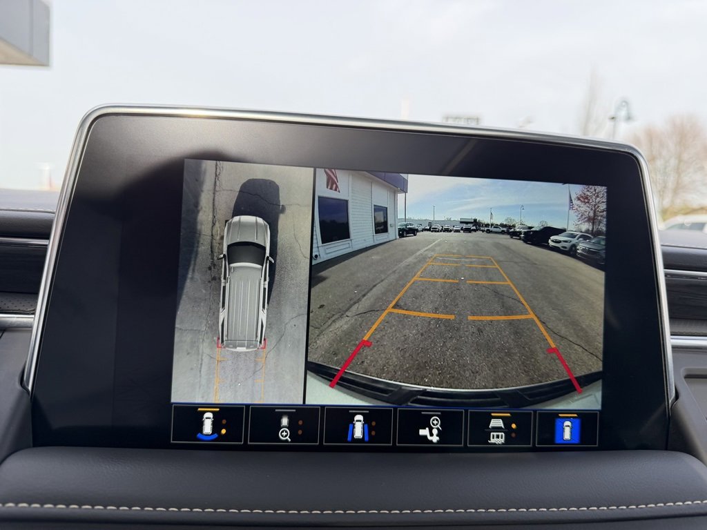 Certified 2023 GMC Yukon SLT w/ SLT Premium Package image 24