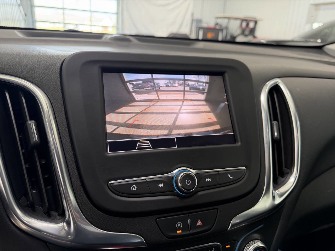 Used 2022 Chevrolet Equinox LT w/ Driver Convenience Package AWD/4WD image 31