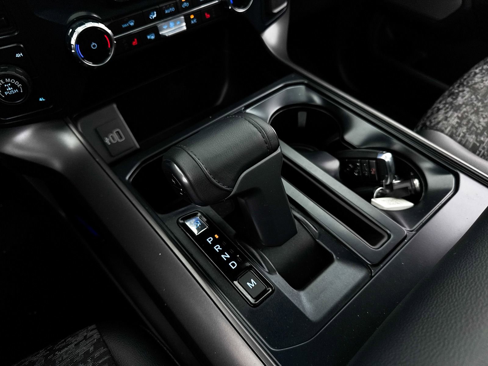 Used 2025 Ford F150 Tremor w/ Tow/Haul Package image 26