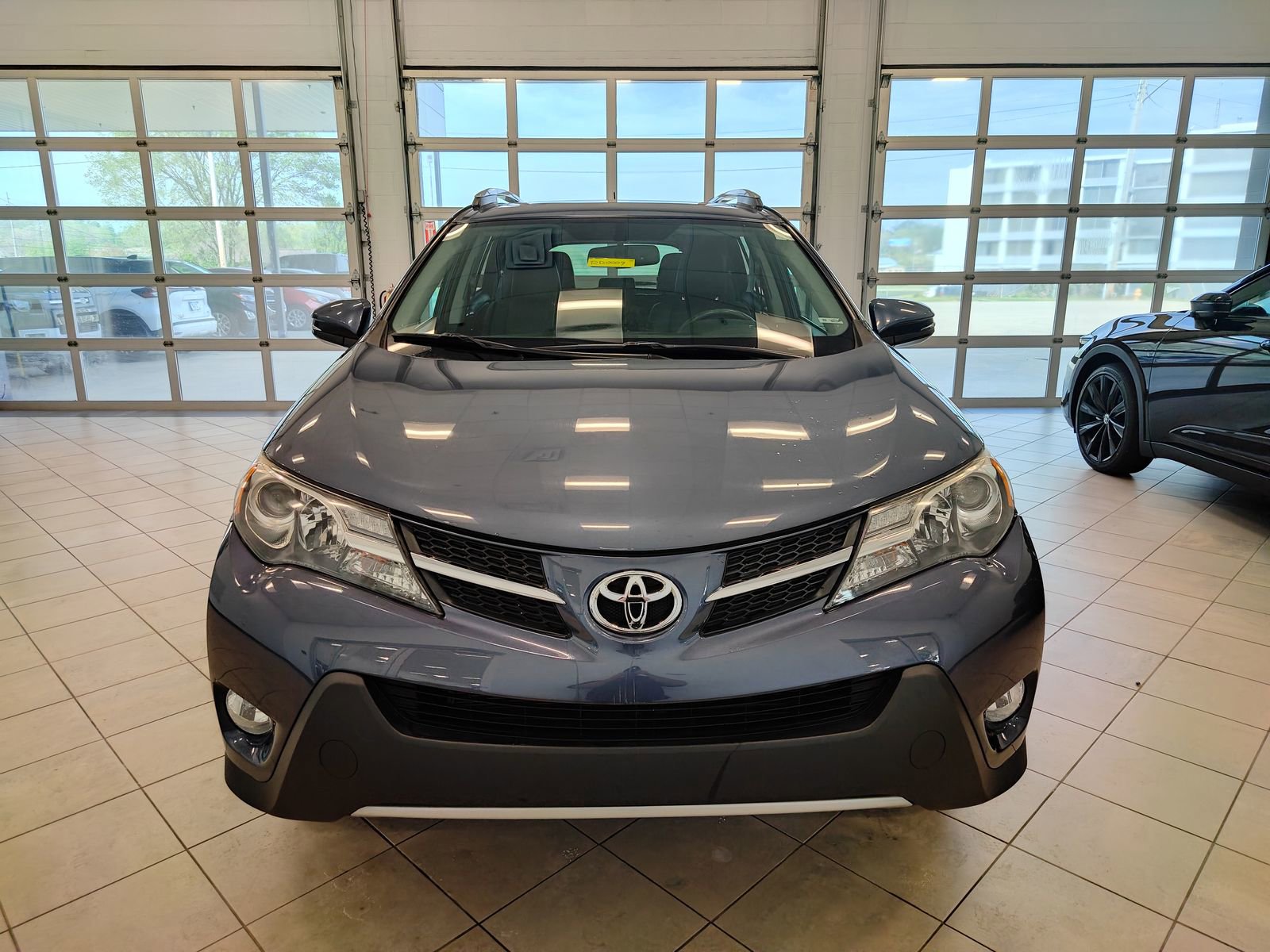 Used 2014 Toyota RAV4 Limited AWD/4WD image 9