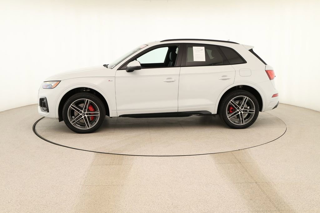 Certified 2025 Audi Q5 e Premium Plus w/ Premium Plus Package image 2