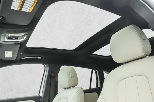 New 2026 Mercedes-Benz GLA 250 4MATIC image 13