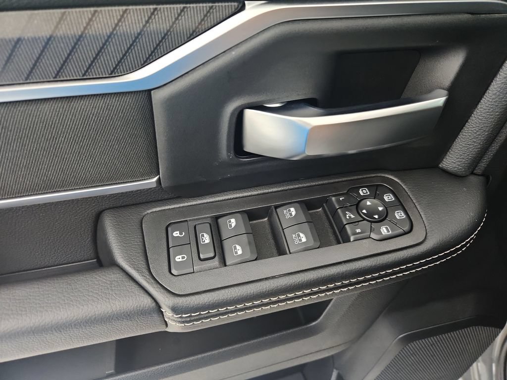 New 2027 RAM 2500 Big Horn AWD/4WD image 21