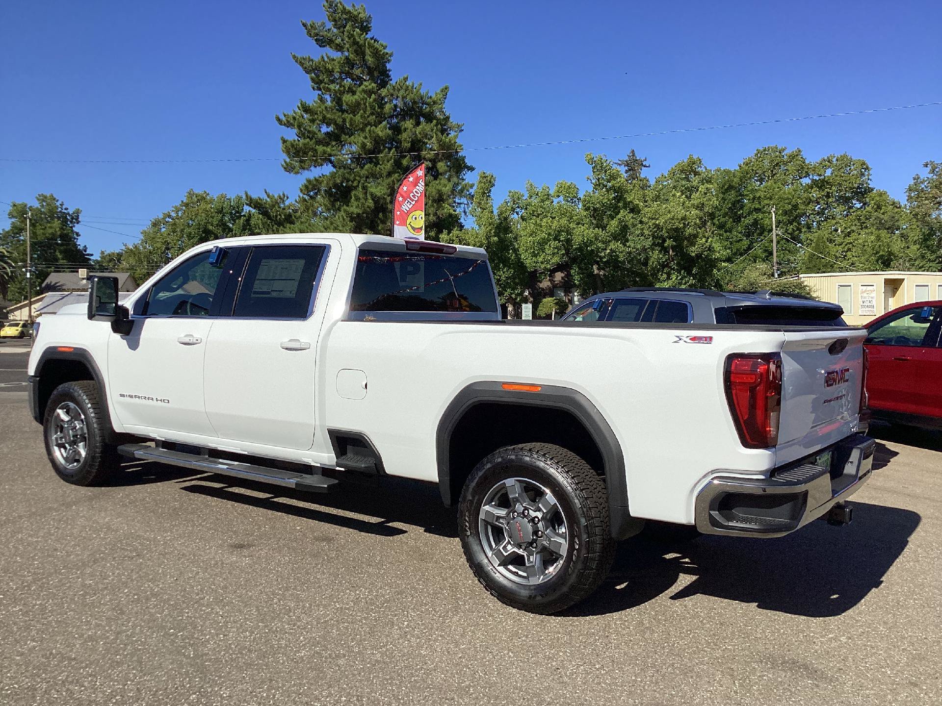 New 2026 GMC Sierra 2500 SLE w/ SLE Value Package; AWD/4WD image 3