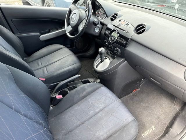 Used 2014 MAZDA MAZDA2 Sport FWD image 3