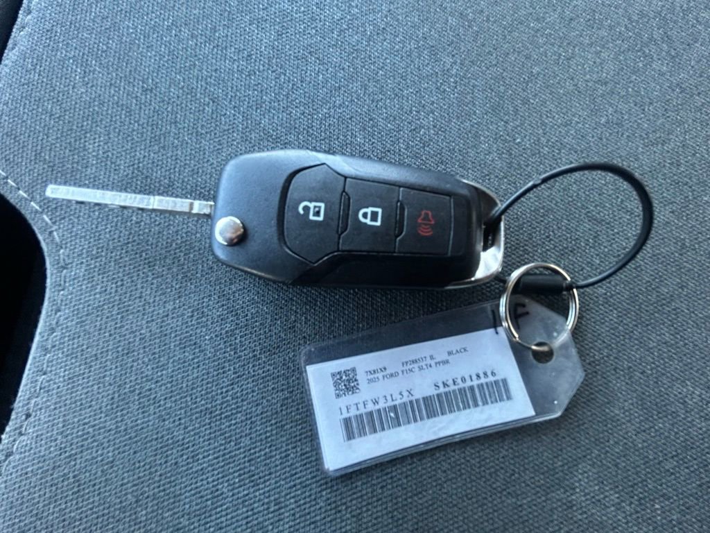 Used 2025 Ford F150 XLT w/ Equipment Group 301A Standard image 15