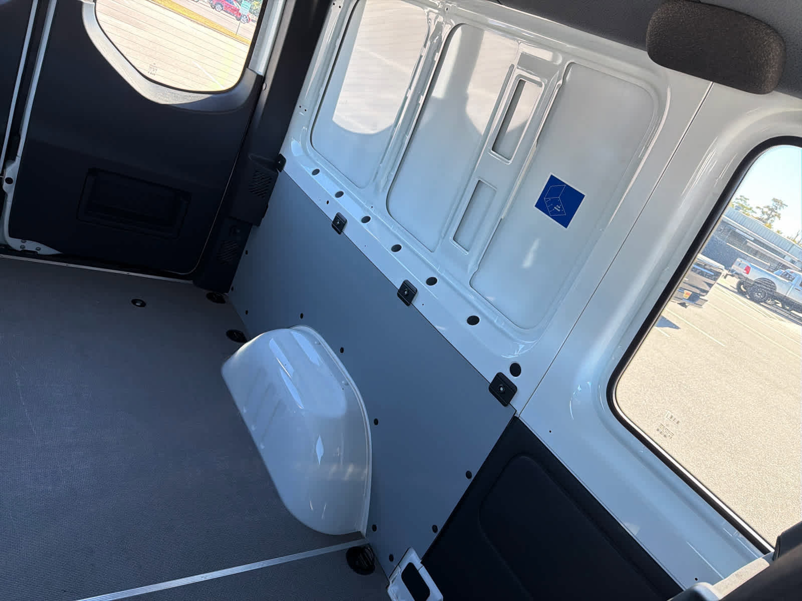 Used 2025 Mercedes-Benz Sprinter 2500 image 12