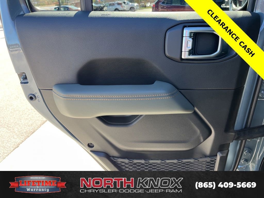 New 2026 Jeep Gladiator Mojave image 15