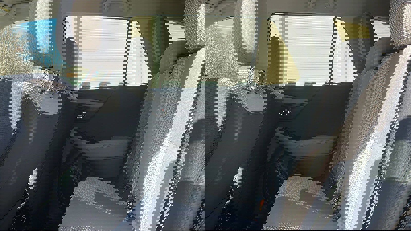 Used 2023 Subaru Outback Premium image 21