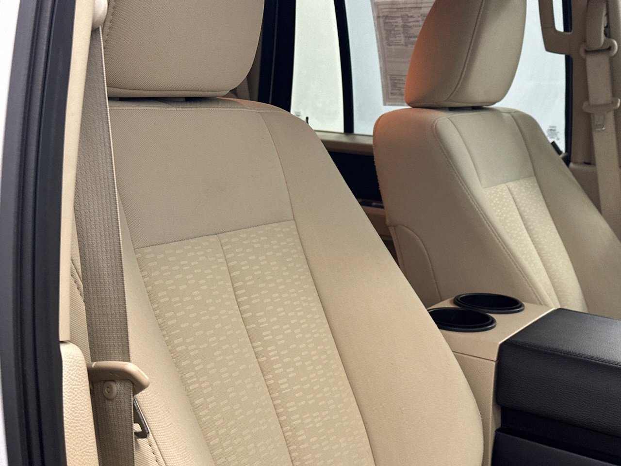 Used 2015 Ford Expedition XL image 11