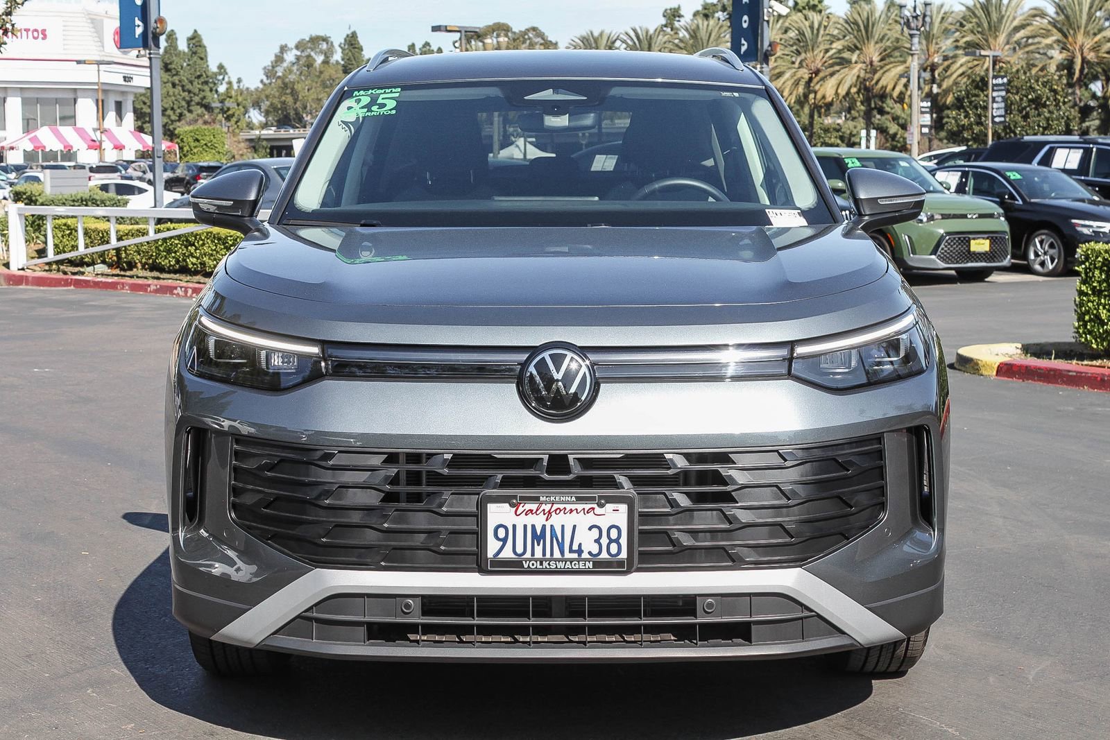 Used 2025 Volkswagen Tiguan S image 2