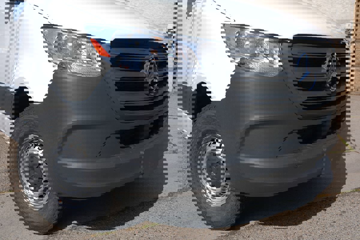 Used 2025 Mercedes-Benz Sprinter 2500 image 6