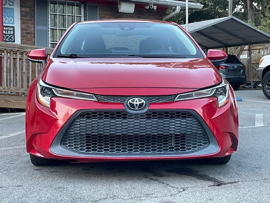 Used 2020 Toyota Corolla LE image 2