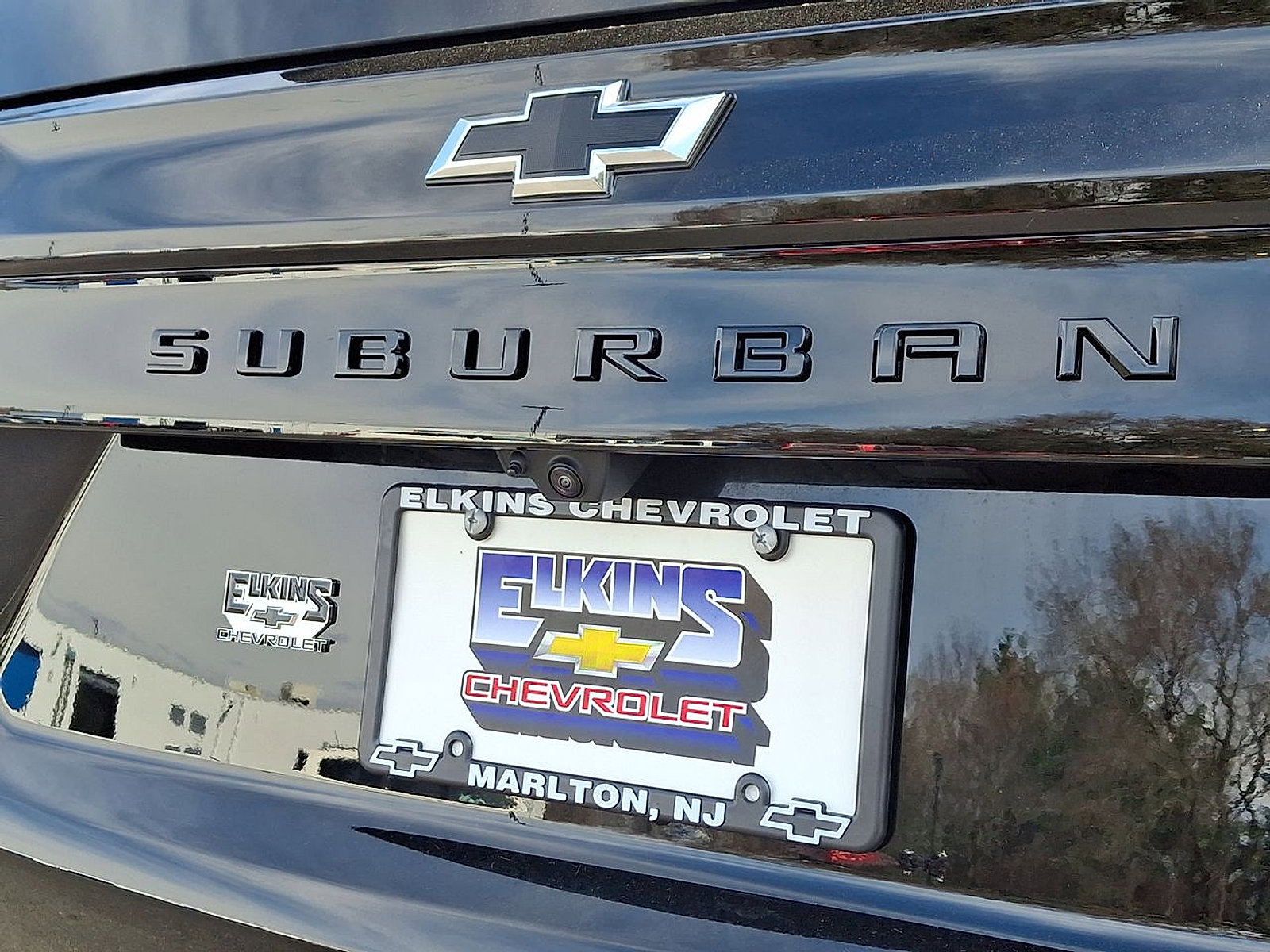 New 2026 Chevrolet Suburban Premier image 19