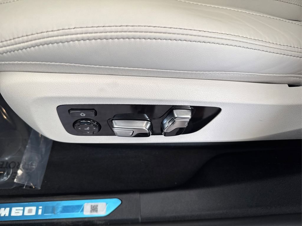 New 2026 BMW X6 M60i image 25