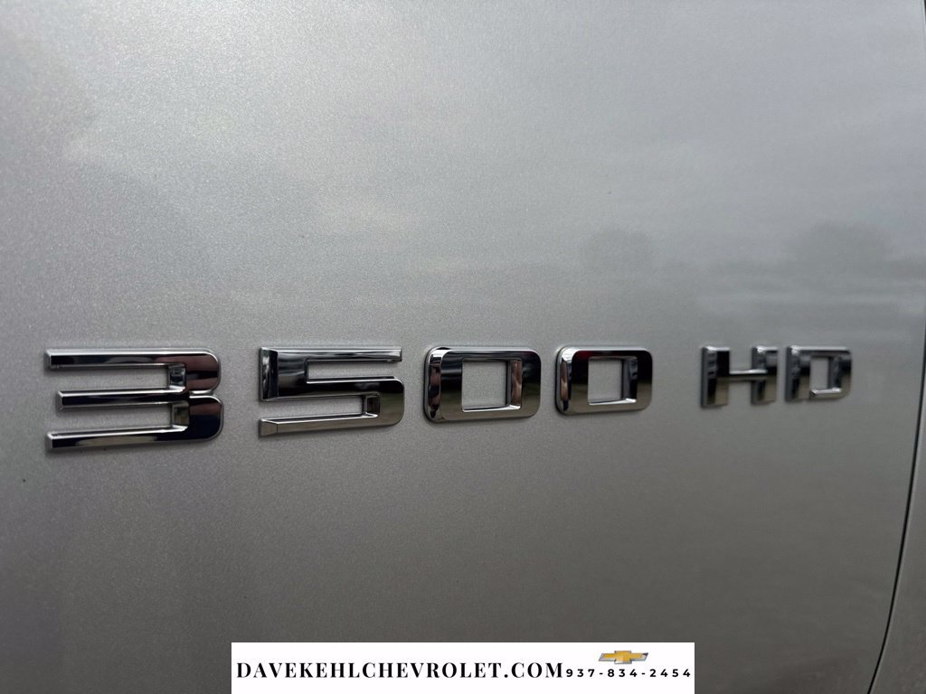 Used 2022 Chevrolet Silverado 3500 LT w/ Convenience Package AWD/4WD image 11